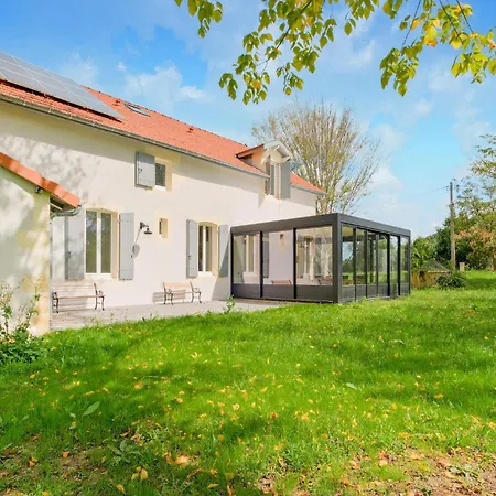 Holiday home In With Kitchen